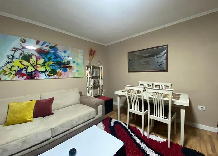 Ring Apartment